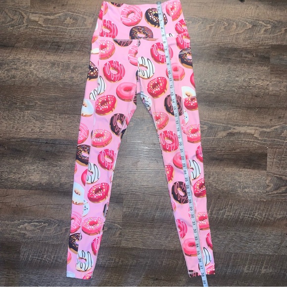 Muscles and Donuts Leggings Pink Women’s Size Small - Picture 8 of 8